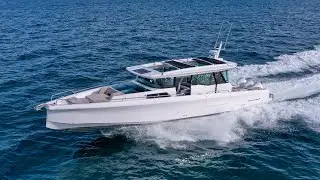 Axopar 45 Cross Cabin - Gyro Stabilized - For Sale @OceaneerMarineBrokers