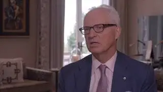 &lsquo;We must all contribute to advance society&rsquo; &mdash; Andr&eacute; R. Desmarais, BComm 78, LLD 07