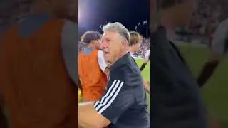 MESSI GETTING HUGGED BY TATA MARTINO #shorts