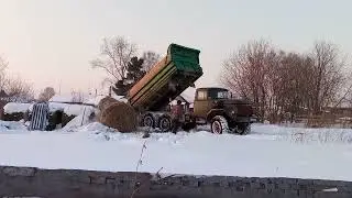 ЗИЛ-131(дизель)  в целик по снегу завозим сено