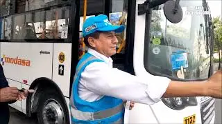 Desde la Plaza San Martin en el bus del AeroDirecto Centro,a punto de partir al nuevo Jorge Chávez