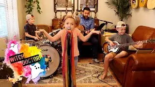 Colt Clark and the Quarantine Kids play 