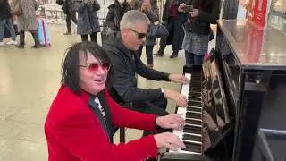 ''STOP RIPPING OFF MY RIFFS'' !!!