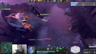 Daily Dota 2 moments on Reddit - Oh hi Roshan