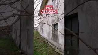 Country house with land for sale in Italy, Abruzzo. Beautiful open view of the village and hills.
