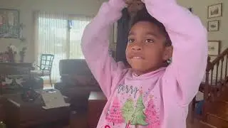 Two Peas In A Pod :  Thriller  Dance 