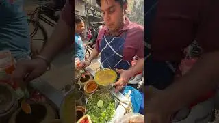 Kya jabardast chole Kulche Ki plate hai bhai 😱🔥 | #shorts #viralvideo #trending