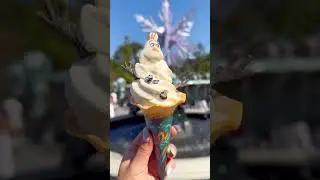Adorable Olaf Ice Cream at Disneyland #disneyland #disney #frozen