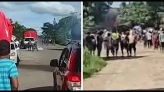 Comunarios cercan a policías durante operativo en Cochabamba