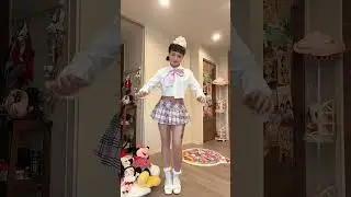 I am a robot girl😊❤️🤖#dance #robot #robotdance #ロボット #ダンス #ロボットダンス #babyslow #dollgirl #doll #ai