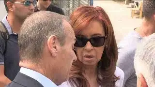 Expresidenta de Argentina llama a afrontar la crisis de refugiados de forma global