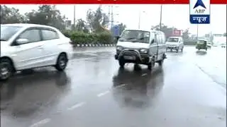 Rain brings back winter chill in Delhi, Monday to be same