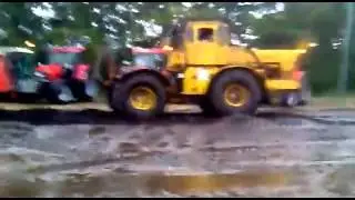 Кировец K700 против Claas Xerion TRAC