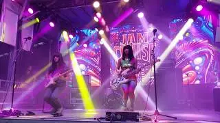 Khruangbin plays Dern Kala on Jam Cruise Pool Deck, 1/16/19
