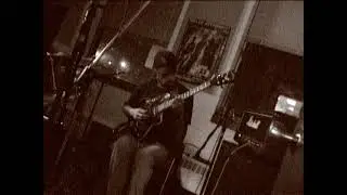 Yakuza - &ldquo;Miami Device&rdquo; Live at WLUW Loyola Radio (8/3/03)