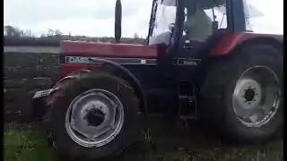 Classic ploughing with a CaseIH 1056XL and a four furrow Bamford/Kverneland.