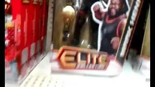 WWE FIGURES AT KMART!! INSANE!!!