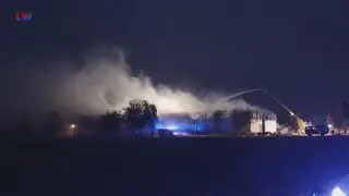 Stolzenhain/R&ouml;der: Gro&szlig;brand in Getreidehalle - LAUSITZWELLE