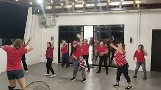 Merry Christmas everyone From BiNi zumba 