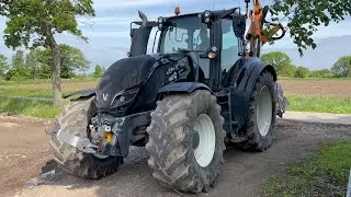 K&ouml;p Traktor Valtra T174E Direct - Med frontlyft p&aring; Klaravik