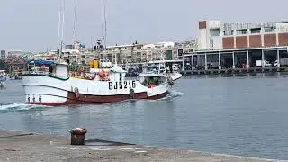 作業報備結束準備卸魚休息  滿進財5215 近海漁船