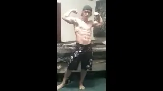 Teen 16yo ripped bodybuilder flexing big ripped muscle abs biceps big legs / read description