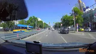 Driving through Sofia  putovanja sa medom