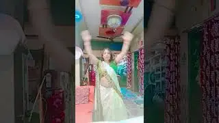 ठुमक ठुमक#youtube ट्रेंडिंग#viral#Bhojpuri song#shortvideos #Sarita danda#💃🏻