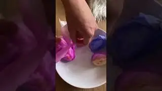 How you should color your eggs 🔥😏 @_meme_4.5