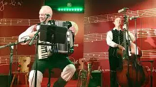 Ljubezen v maju- Liebe im Mai (Igor in zlati zvoki- LIVE)