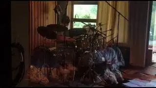 mgSLEDGE - Kevin Gibson on the drums producing beats for 