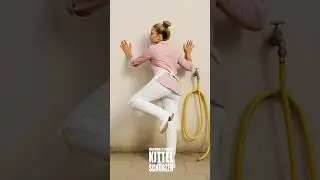 #AI Kittel I Zuckers&uuml;&szlig; in Rosa aber in #Lacksch&uuml;rze und #Gummistiefel f&uuml;r jeden Schmutz bereit! 💪💦