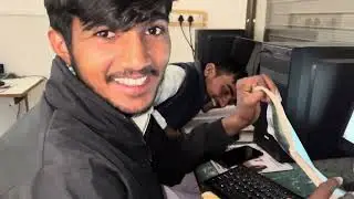 Aise ho rahii haii padhaiii hamare desh ke ladko ki😂
