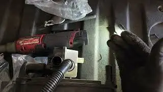 Mercedes-Benz C-Class c300  evap leak detection pump check valve