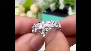 CVD, HPHT and Moissanite Diamonds Manufacturer & Trader.