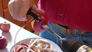 Самый быстрый способ очистить яблоко