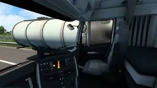Iveco Stralis  Hi - Way - Engine power :  310  HP - transport bearing test 25 Tons