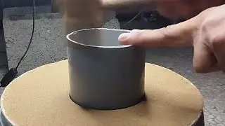 Making shapes from metal _ The art of metal smeltingصناعات من صهر المعادن