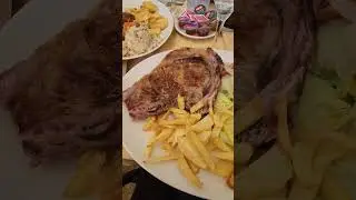 ALMORZANDO EN LUGO! SE COME BIEN. GALICIA. ESPA&Ntilde;A #music #soul #love #song #live
