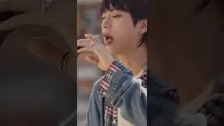 Full of happy moments 🎤🎸🎶💜#진#Jin#Jin_IllBeThere#Jin_Happy #bts #btsot7forever #btsarmy #btsmember