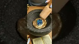【ASMR】 Crushing a Gold Dice with GlassDice Blended In #asmr #satisfying #crush#oddlymesmerizing