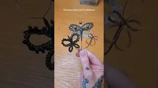 #victorianhairwork #victorianhairart #hairwork #hair #victorianhairwreath #hairwreath #hairflowers