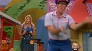 Greg The Bunny S01E05 The Singing Mailman