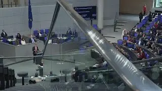 German lawmakers back sending further long-range weapons to Ukraine, but vague on details