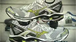 Placarsport.com | T&ecirc;nis Mizuno Creation 11