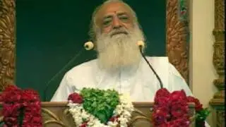 Asaram Ji Bapu- Om Namo Bhagwate Vasudevaya {Dhyan}