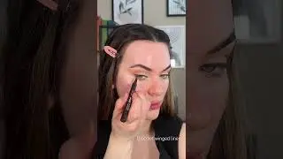 Discreet winged liner (gifted/ad) #wingedliner #brownliner #eyeliner #liner