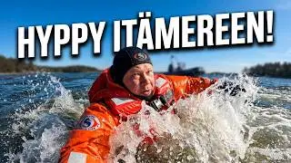 SURVIVAL TEST: Lifejacket and Immersion Suit in Open Sea | &Uuml;berlebenstest auf See (Finland) 🇫🇮