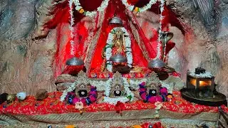 🔴Live arti #banaras vali #maa #vaishnodevi gufa se आरती लाइव बनारस वाली माँ वैष्णों देवी गुफ़ा से 