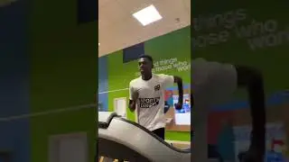&ldquo;Running&rdquo; on a treadmill #fakerun #illusion